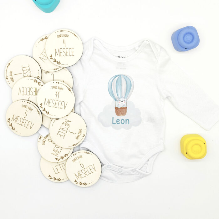 Prvi paketek - milestone kartice in bodi-medo